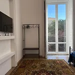 Fiamingo House